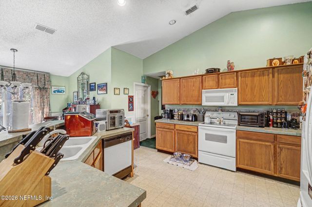 494 BROCKHAM Drive, Jacksonville, FL 32221