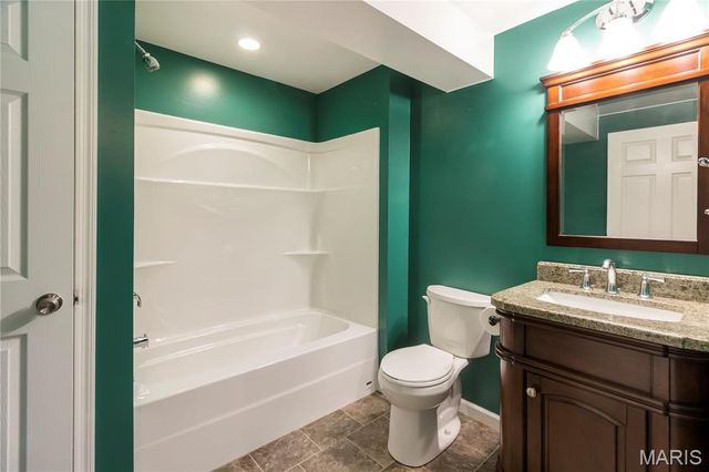 2714 Royal Oak Drive, High Ridge, MO 63049