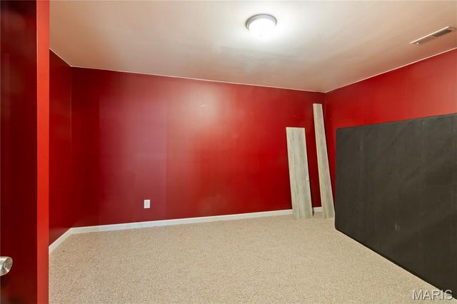 2714 Royal Oak Drive, High Ridge, MO 63049