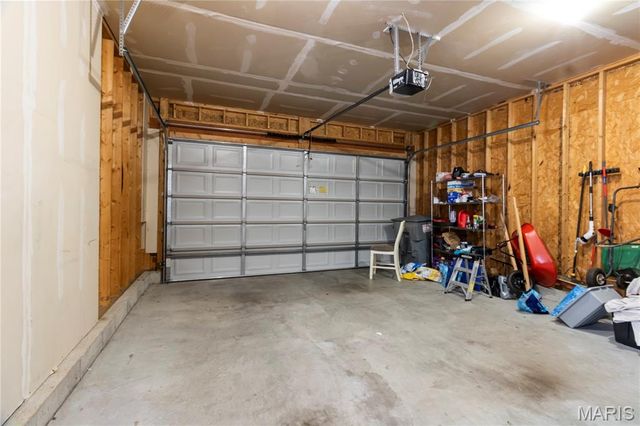 2714 Royal Oak Drive, High Ridge, MO 63049