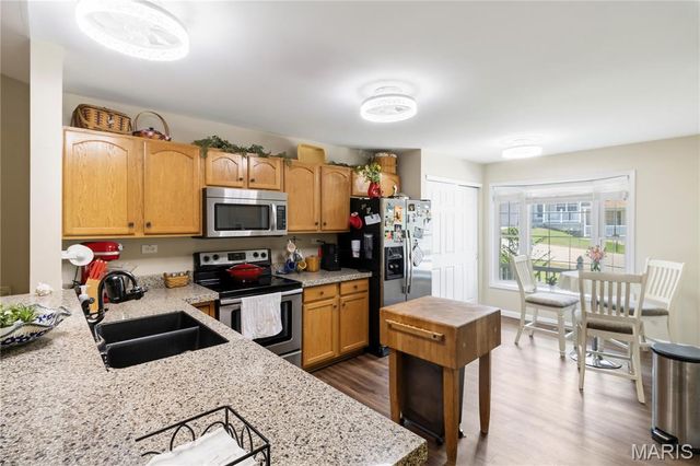 2714 Royal Oak Drive, High Ridge, MO 63049