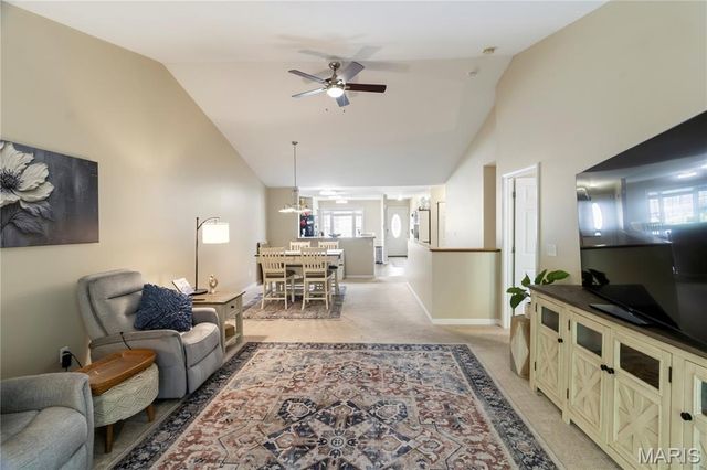 2714 Royal Oak Drive, High Ridge, MO 63049
