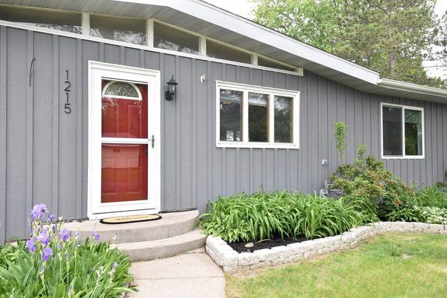 1215 W Kay STREET, Whitewater, WI 53190