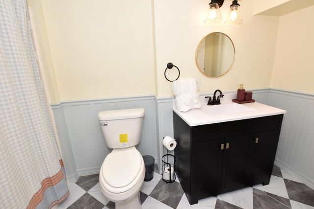 1215 W Kay STREET, Whitewater, WI 53190