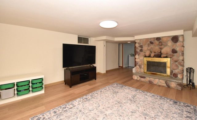 1215 W Kay STREET, Whitewater, WI 53190