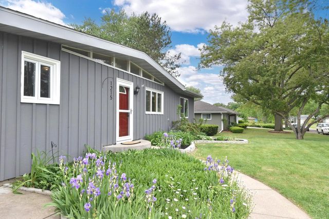 1215 W Kay STREET, Whitewater, WI 53190