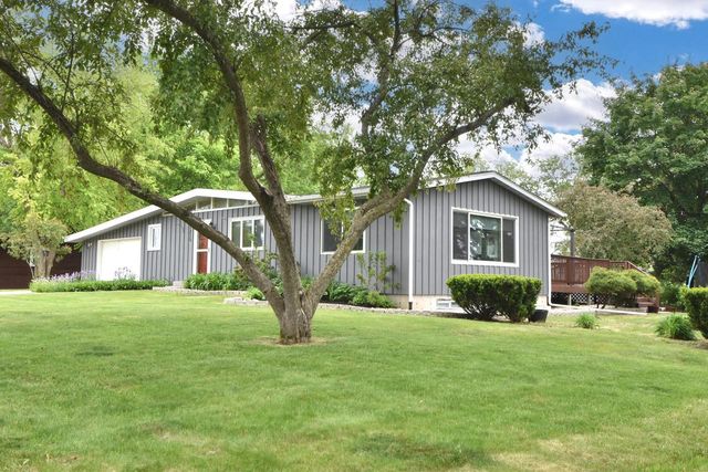 1215 W Kay STREET, Whitewater, WI 53190