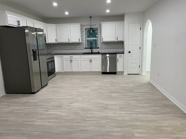 8765 HWY 279 hwy 279, Brownwood, TX 76801