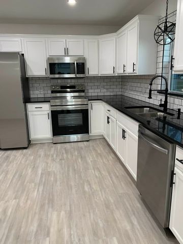 8765 HWY 279 hwy 279, Brownwood, TX 76801