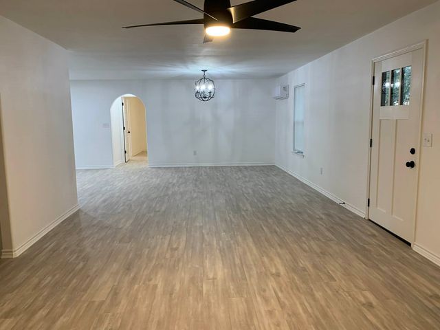 8765 HWY 279 hwy 279, Brownwood, TX 76801