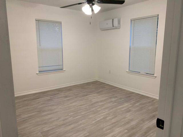 8765 HWY 279 hwy 279, Brownwood, TX 76801