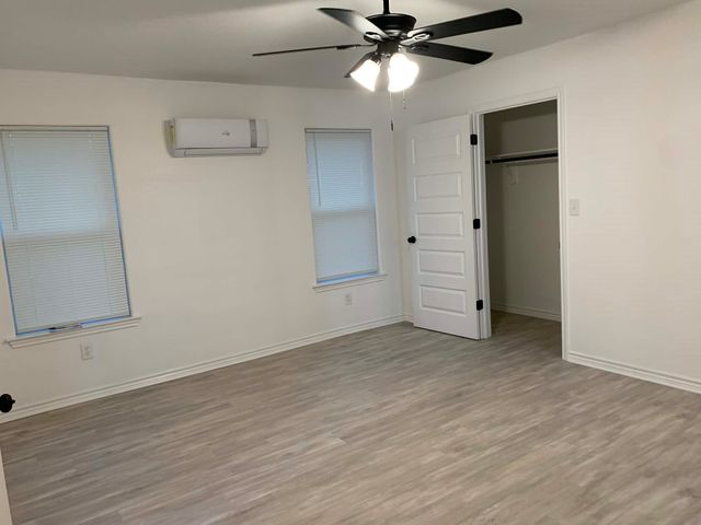 8765 HWY 279 hwy 279, Brownwood, TX 76801