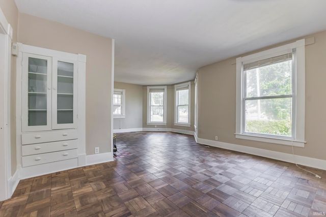 601 W Riverside Avenue, Muncie, IN 47303