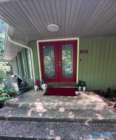 2210 Briarcliff Road SE, Huntsville, AL 35801