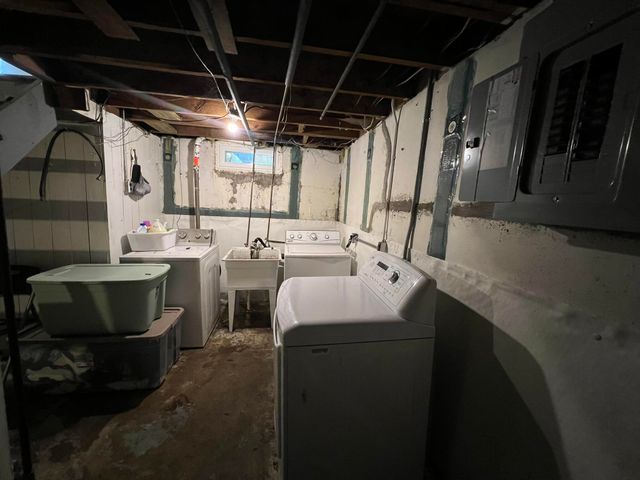 181 S Marshall Street, Pontiac, MI 48342
