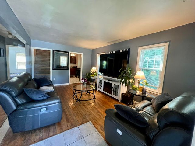 181 S Marshall Street, Pontiac, MI 48342