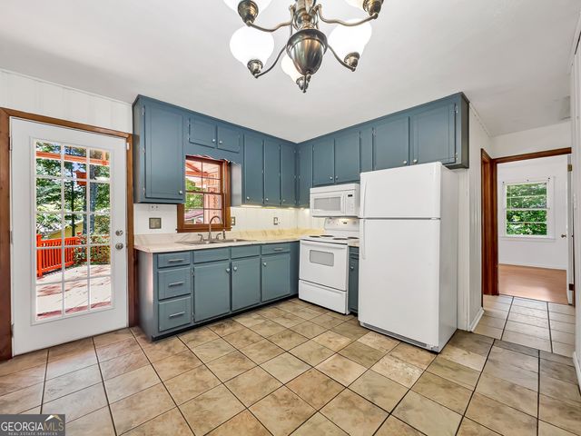 2306 Old Lower River Road, Douglasville, GA 30135