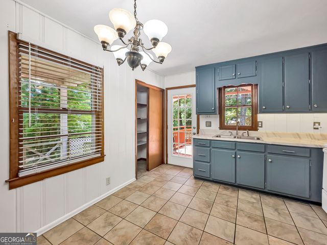 2306 Old Lower River Road, Douglasville, GA 30135