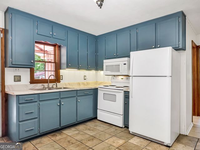 2306 Old Lower River Road, Douglasville, GA 30135