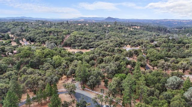 17044 Climax Road, Jackson, CA 95642