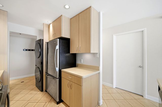 7700 Seawall Boulevard 501, Galveston, TX 77551