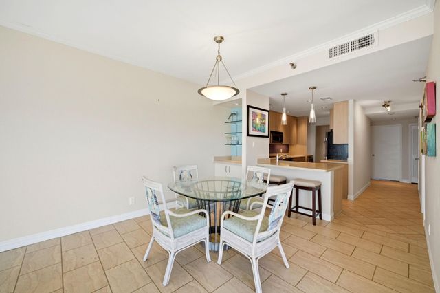 7700 Seawall Boulevard 501, Galveston, TX 77551