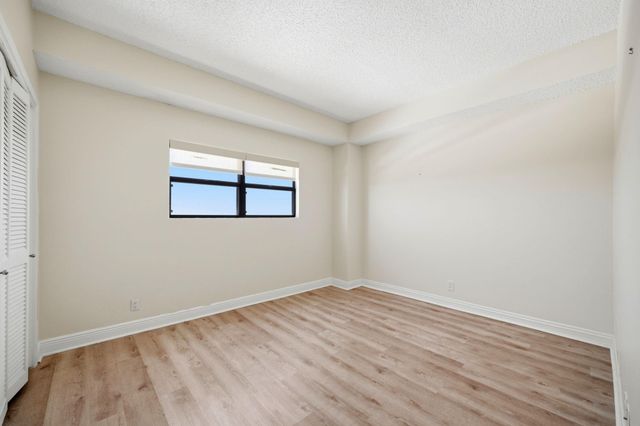 7700 Seawall Boulevard 501, Galveston, TX 77551
