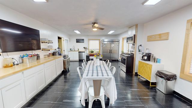 1804 W 11th Street, Marion, IN 46953