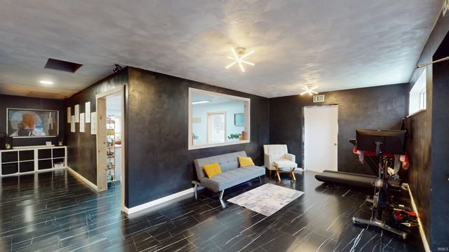 1804 W 11th Street, Marion, IN 46953