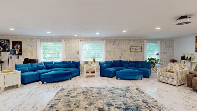 1804 W 11th Street, Marion, IN 46953