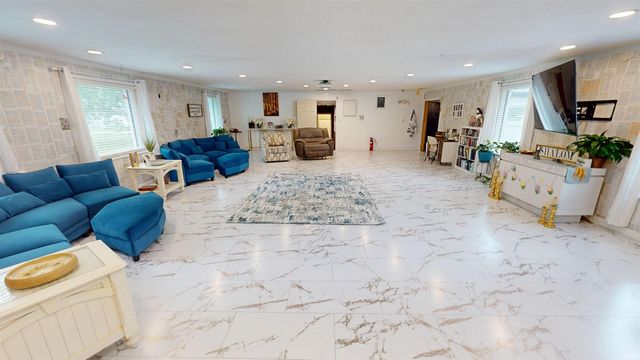 1804 W 11th Street, Marion, IN 46953