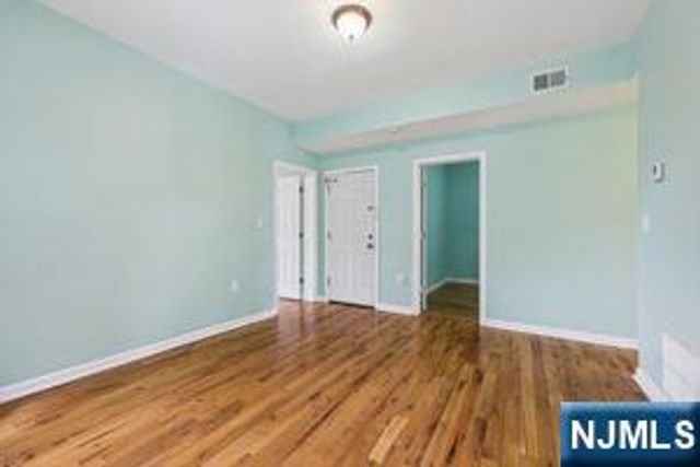 46-48 Osborne, Newark, NJ 07108