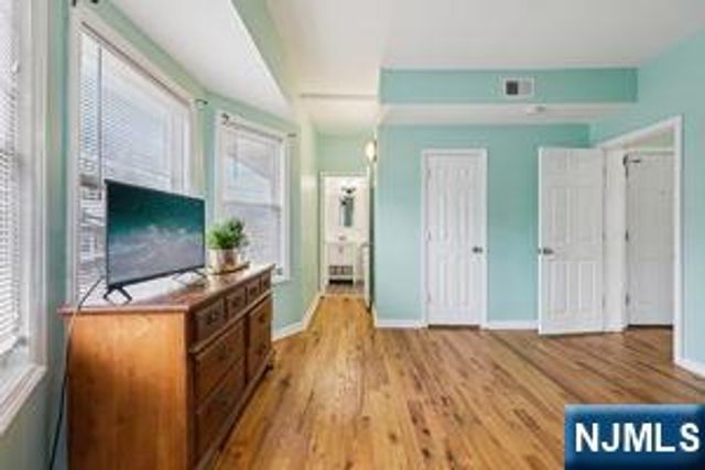 46-48 Osborne, Newark, NJ 07108