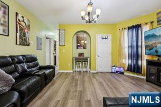 46-48 Osborne, Newark, NJ 07108