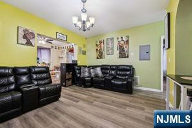 46-48 Osborne, Newark, NJ 07108