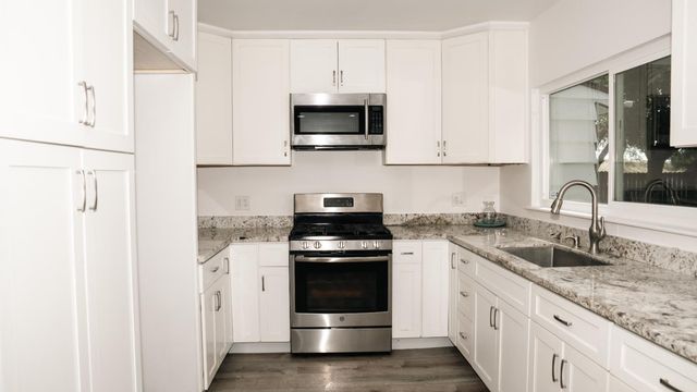 9351 W Walnut Grove Rd, Lodi, CA 95242