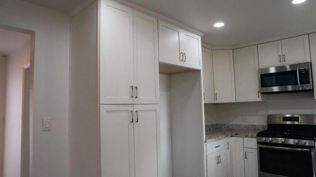 9351 W Walnut Grove Rd, Lodi, CA 95242