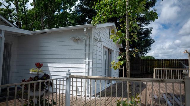 9351 W Walnut Grove Rd, Lodi, CA 95242