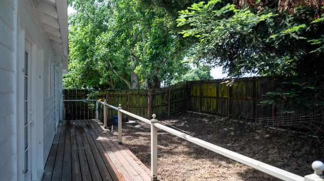 9351 W Walnut Grove Rd, Lodi, CA 95242