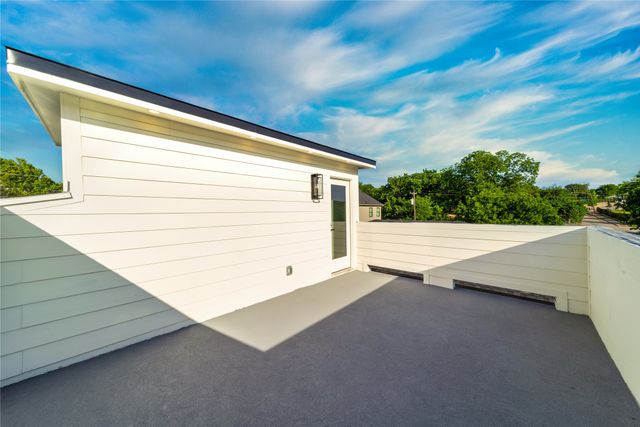 438 Bonnie View Road, Dallas, TX 75203