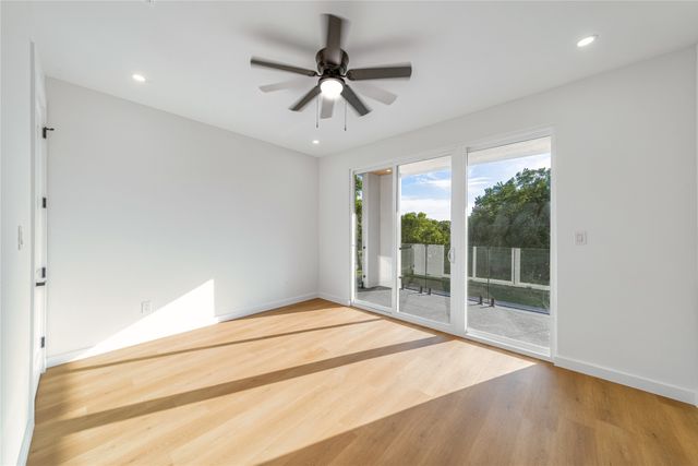 438 Bonnie View Road, Dallas, TX 75203