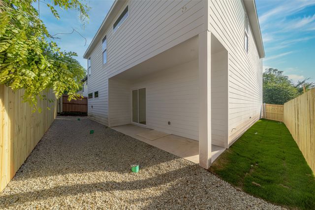438 Bonnie View Road, Dallas, TX 75203