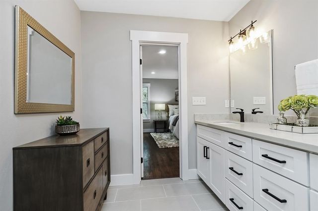 1414 Alexander Street, Houston, TX 77008