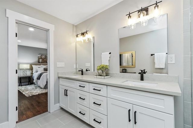 1414 Alexander Street, Houston, TX 77008