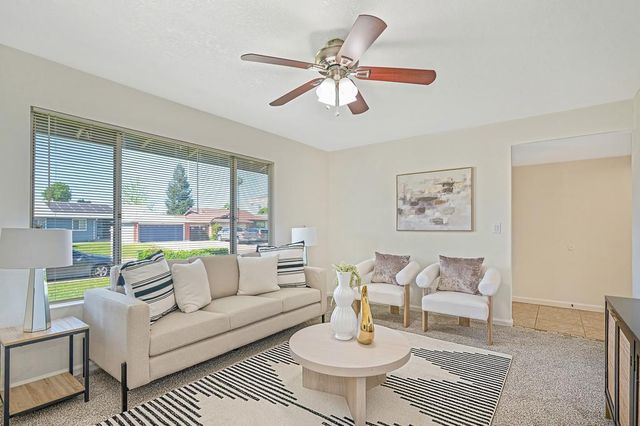 4574 Beechnut Way, Sacramento, CA 95823