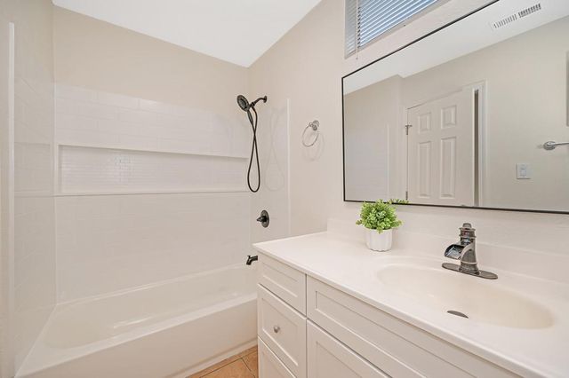 4574 Beechnut Way, Sacramento, CA 95823