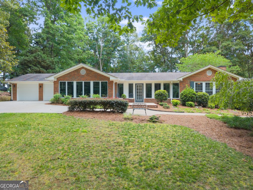 2290 Alec Mountain Road, Clarkesville, GA 30523