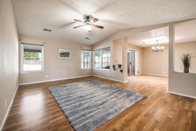 308 Prestige Way NE, Rio Rancho, NM 87124