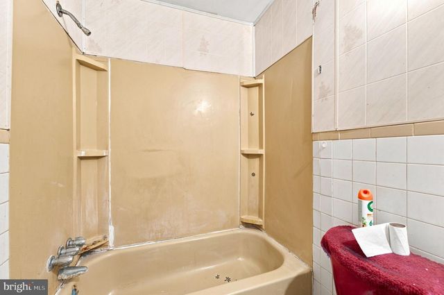 1014 N 20TH ST, Camden, NJ 08105