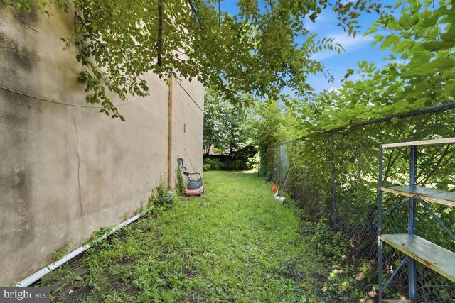 1014 N 20TH ST, Camden, NJ 08105
